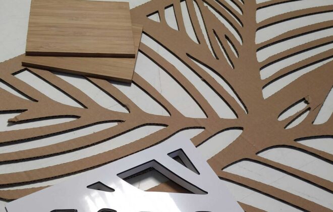 Visual merchandising in cartone lavorato con pantografo Automa