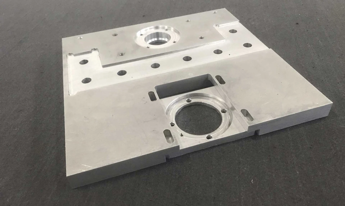 Aluminium machining for precision mechanical components