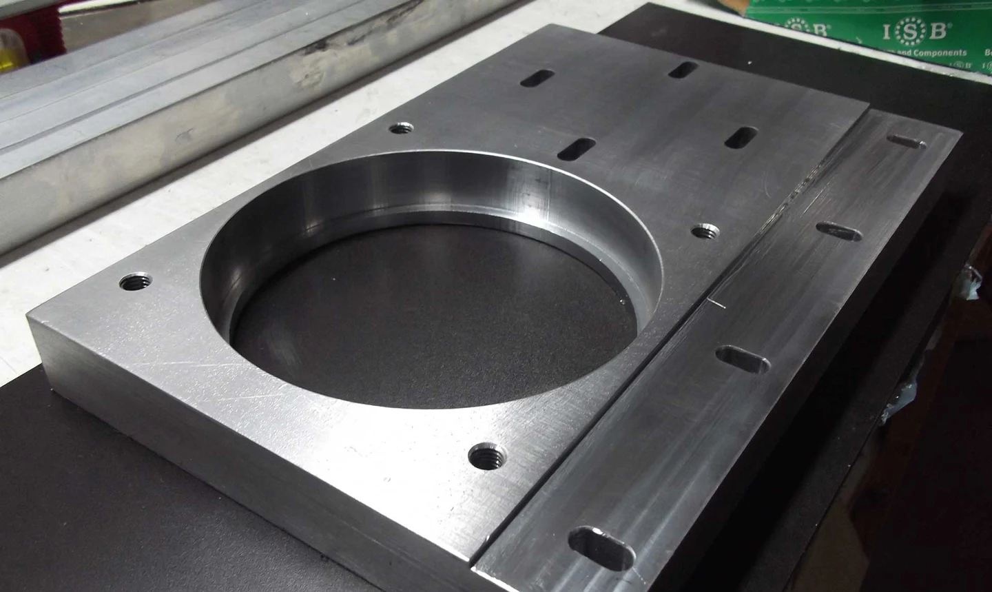 Aluminium machining for precision mechanical components