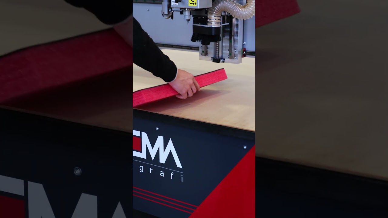 Zoned vacuum bed